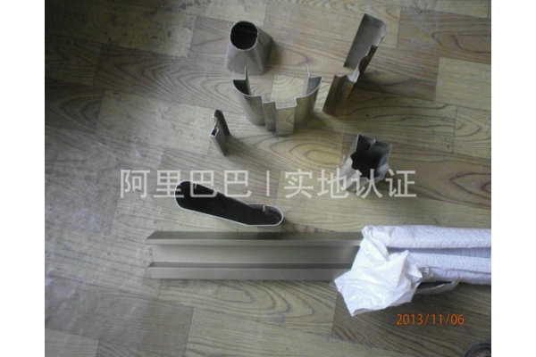 不锈钢异性折边