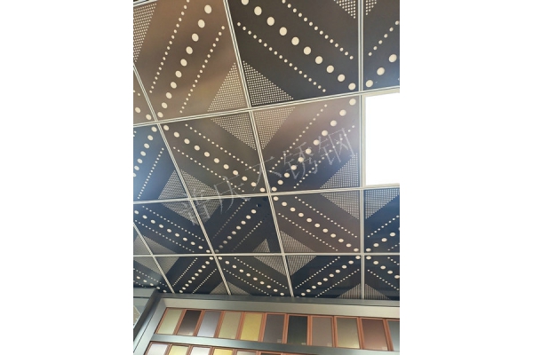 铝单板及冲孔板吊顶